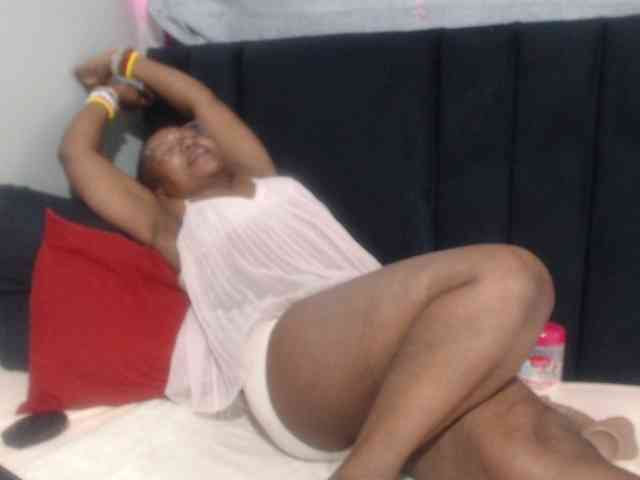 Sheila80 webcam