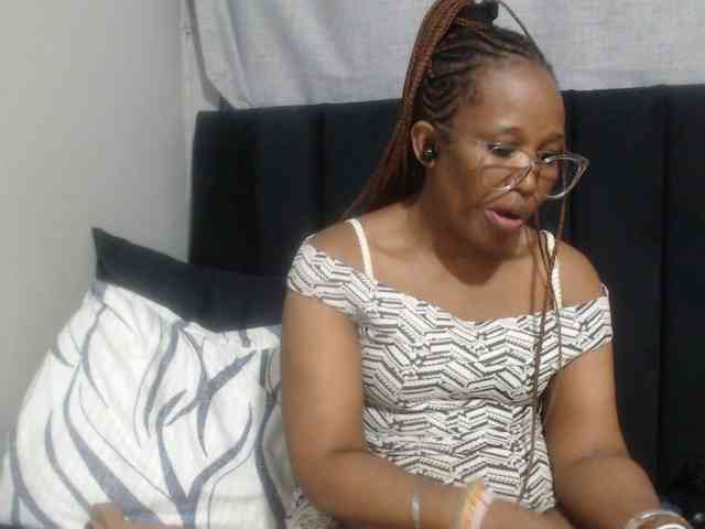 Sheila80 webcam