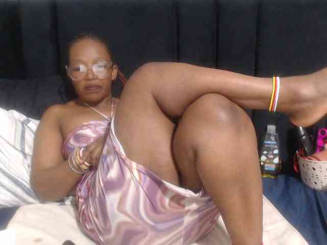 Sheila80 webcam