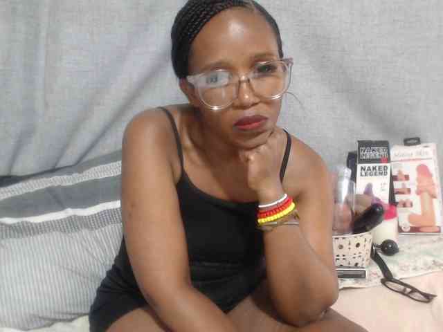 Sheila80 webcam