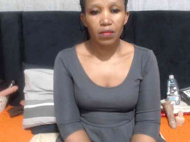 Sheila80 webcam