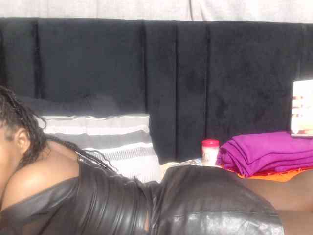 Sheila80 webcam