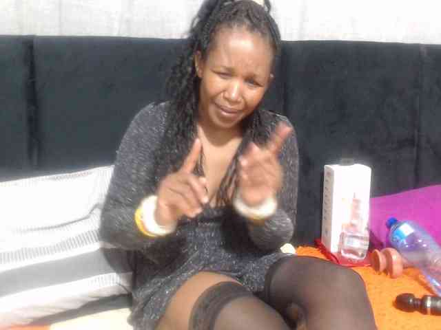 Sheila80 webcam