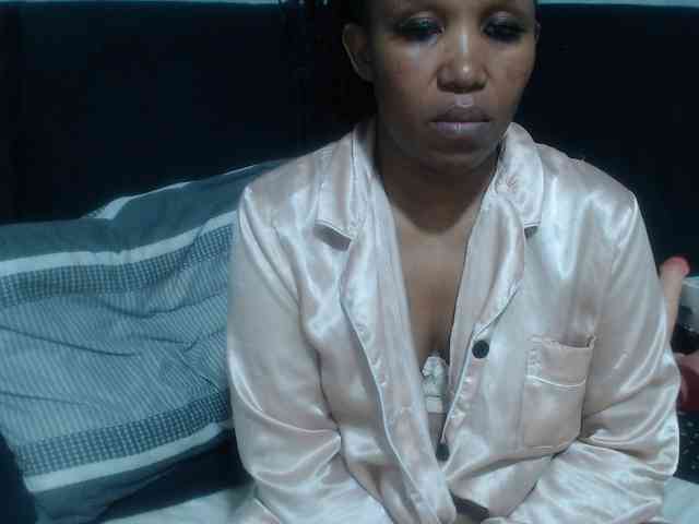 Sheila80 webcam