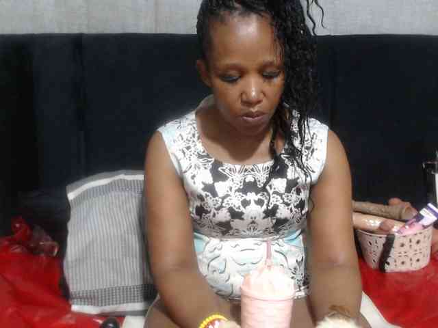 Sheila80 webcam