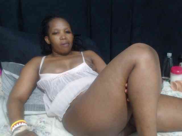 Model: Sheila80