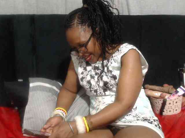 Sheila80 webcam