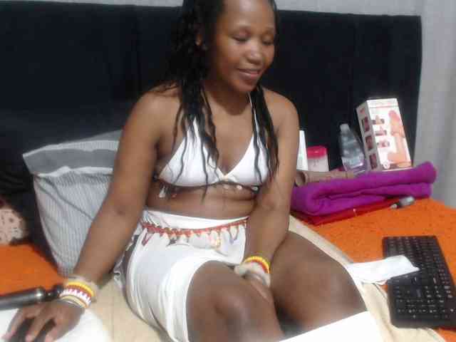 Sheila80 webcam