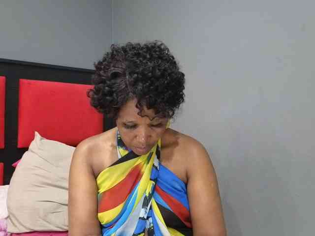 Sheila80 webcam
