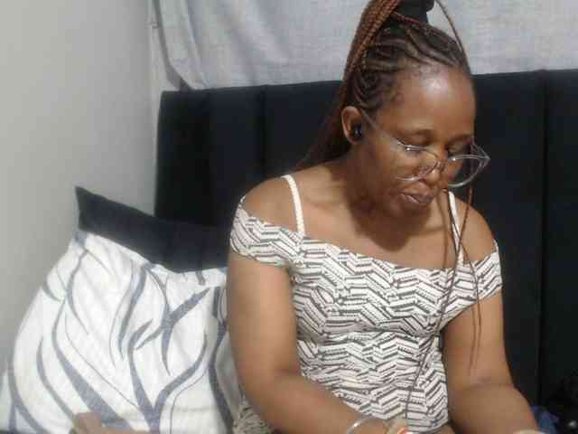 Sheila80 webcam