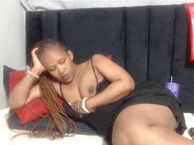 Sheila80 webcam
