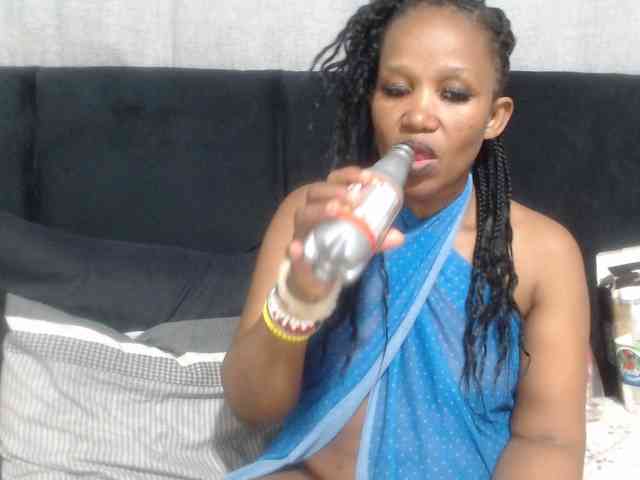 Sheila80 webcam
