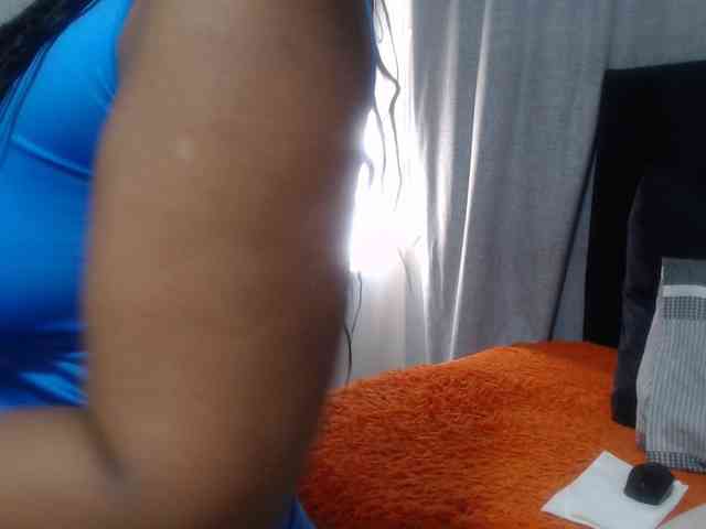 Sheila80 webcam