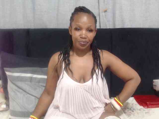 Sheila80 webcam