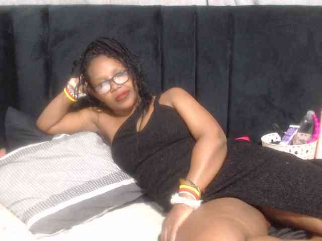 Sheila80 webcam
