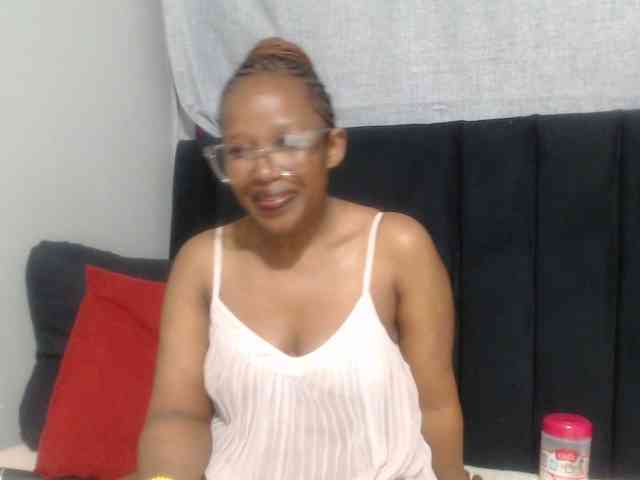 Sheila80 webcam