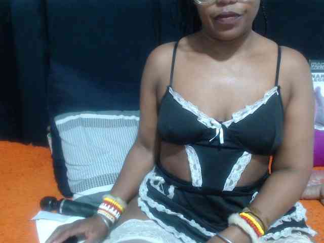 Sheila80 webcam