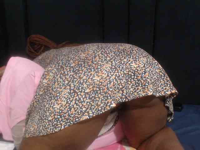 Sheila80 webcam