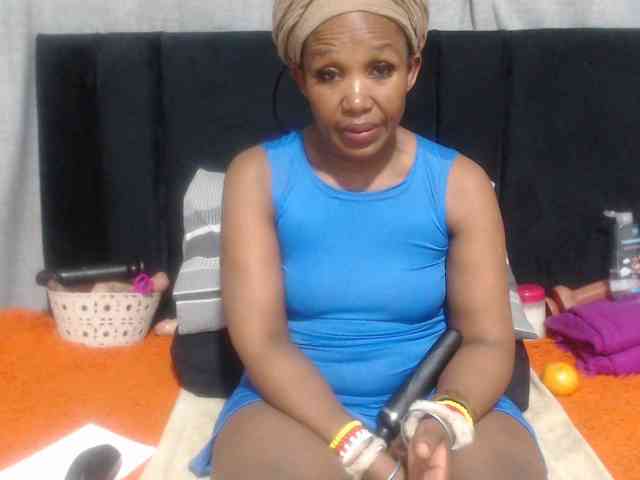 Sheila80 webcam