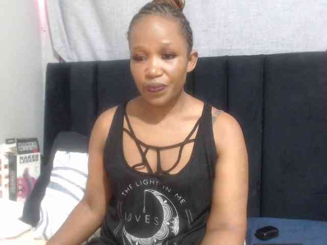 Sheila80 webcam