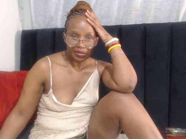 Sheila80 webcam