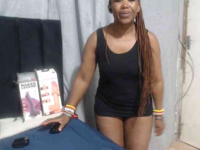 Sheila80 webcam