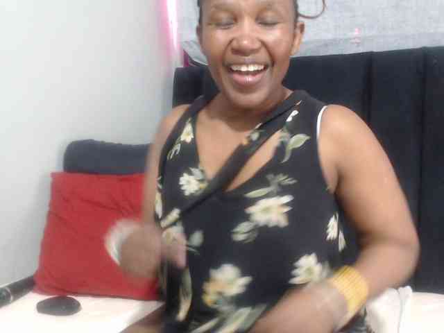 Sheila80 webcam