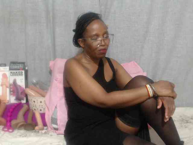 Sheila80