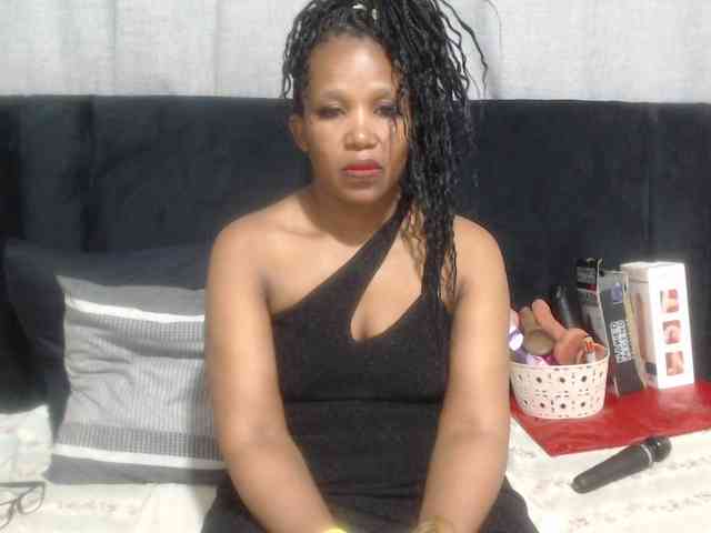 Sheila80 webcam