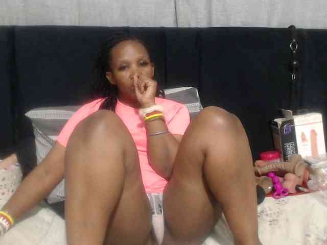 Sheila80 webcam