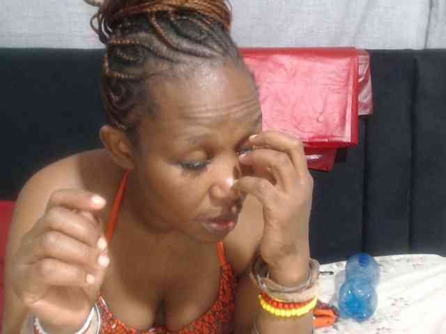 Sheila80 webcam