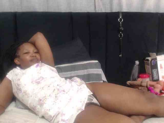 Sheila80 webcam