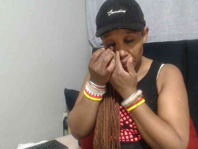 Sheila80 webcam