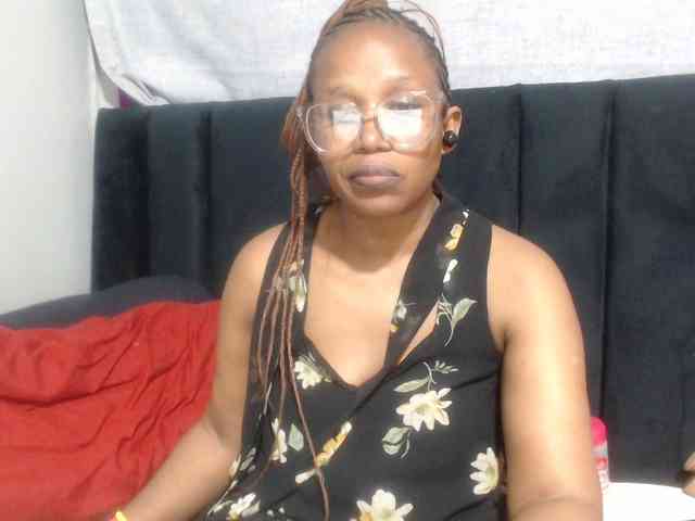 Sheila80 webcam