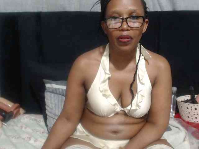 Sheila80 webcam