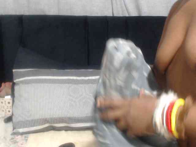 Sheila80 webcam
