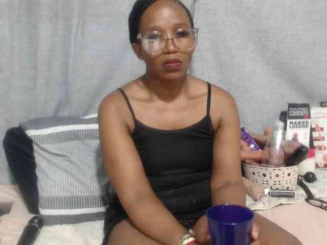Sheila80 webcam