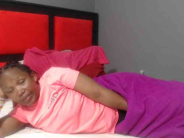 Sheila80 webcam