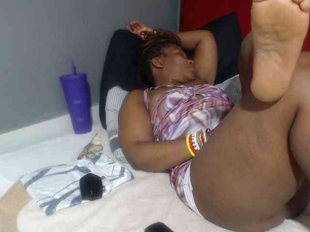 Sheila80 webcam