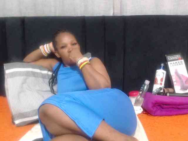 Sheila80 webcam