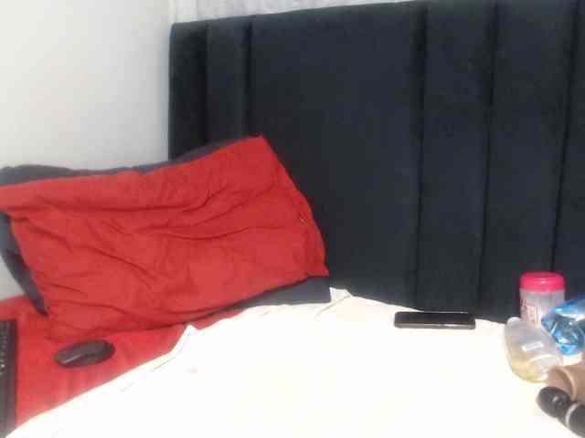Sheila80 webcam