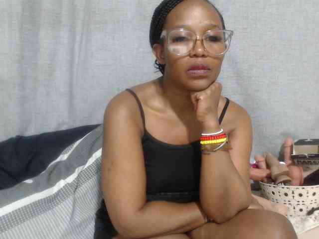 Sheila80 webcam