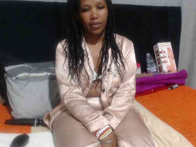 Sheila80 webcam