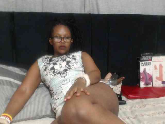 Sheila80 webcam