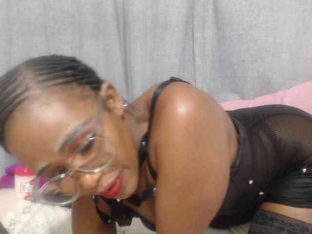 Sheila80 webcam