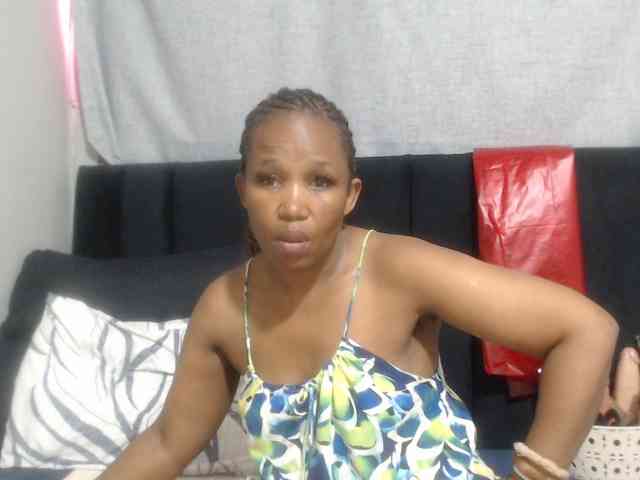 Sheila80 webcam