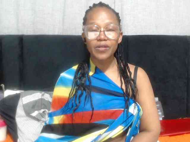Sheila80 webcam
