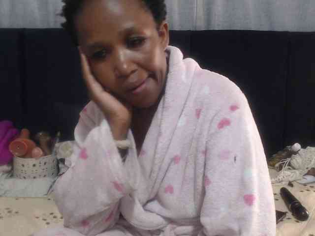 Sheila80 webcam
