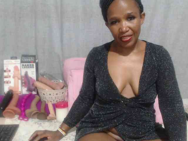 Sheila80 webcam