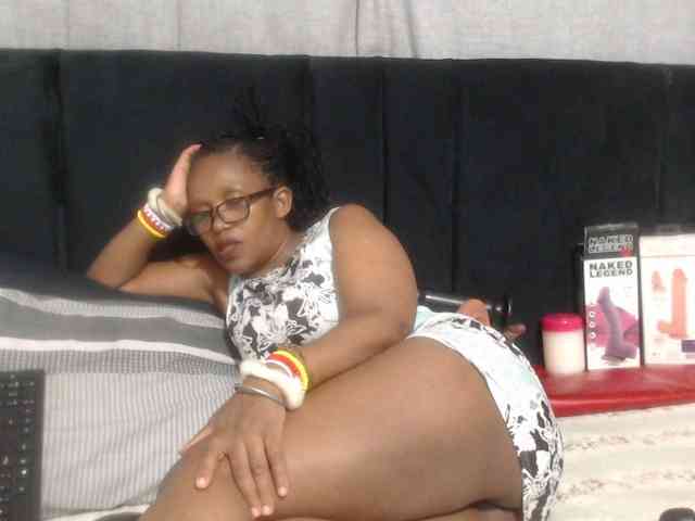 Sheila80 webcam